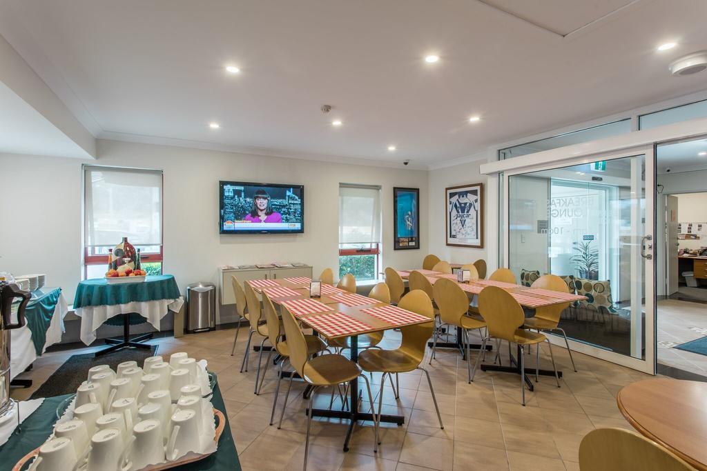Arena Hotel  Chullora Buitenkant foto